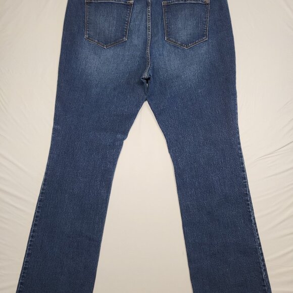 Old Navy Jeans Original Midrise Womens Size 16 Diva Bootcut Stretch Blue 39 X 30 - Picture 7 of 13